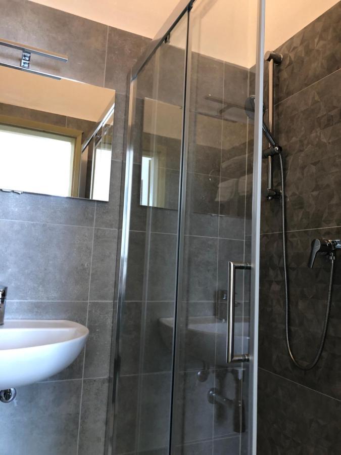 Hotel Valdinievole Lido di Camaiore Eksteriør bilde