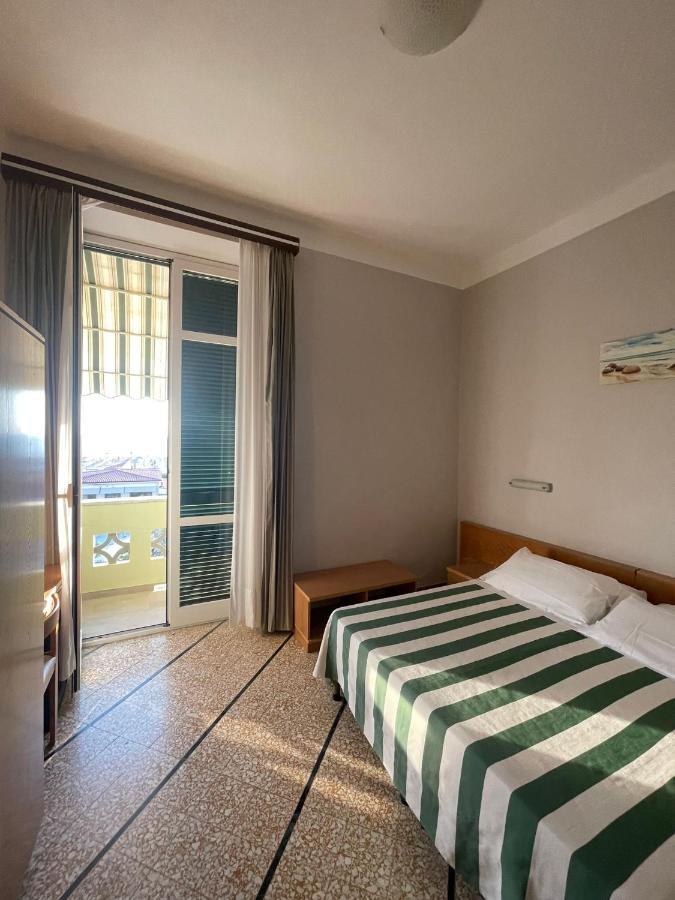 Hotel Valdinievole Lido di Camaiore Eksteriør bilde